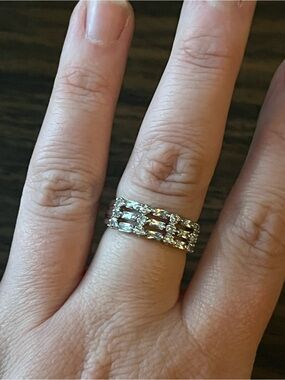 Y2K Silver Avon Ring, Size 7